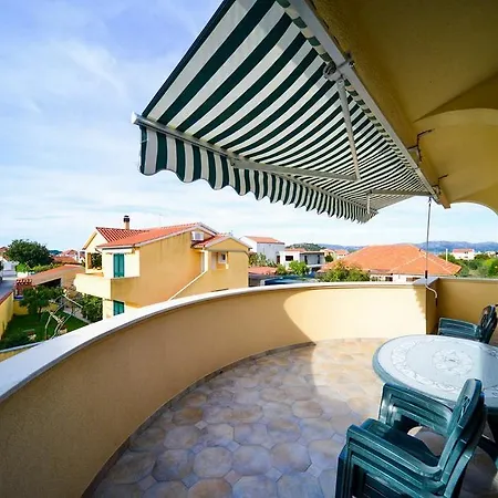 Apartment Jurjako