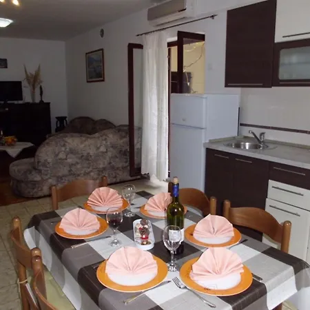 Apartment Jurjako