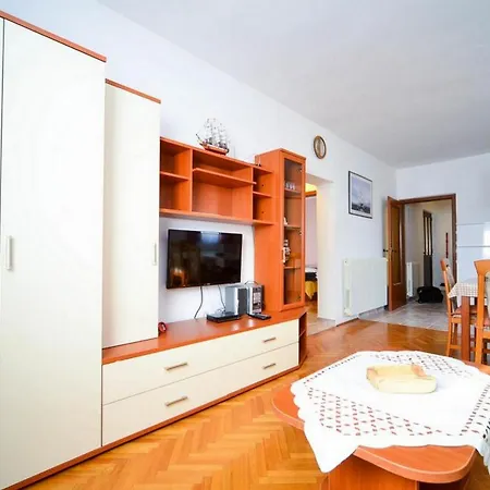 Apartment Jurjako *