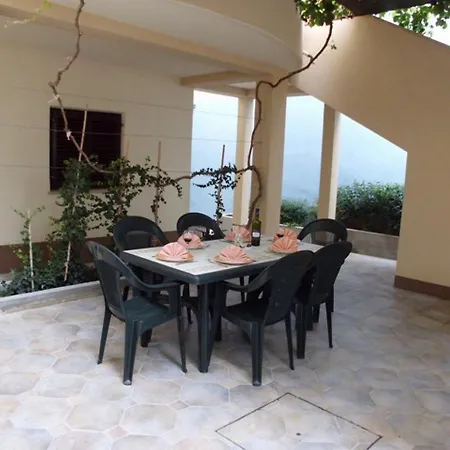 Apartment Jurjako *