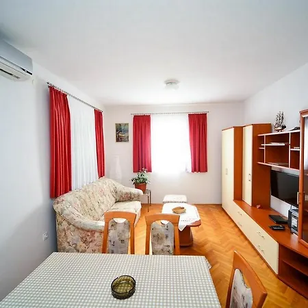 Jurjako Apartment Murter